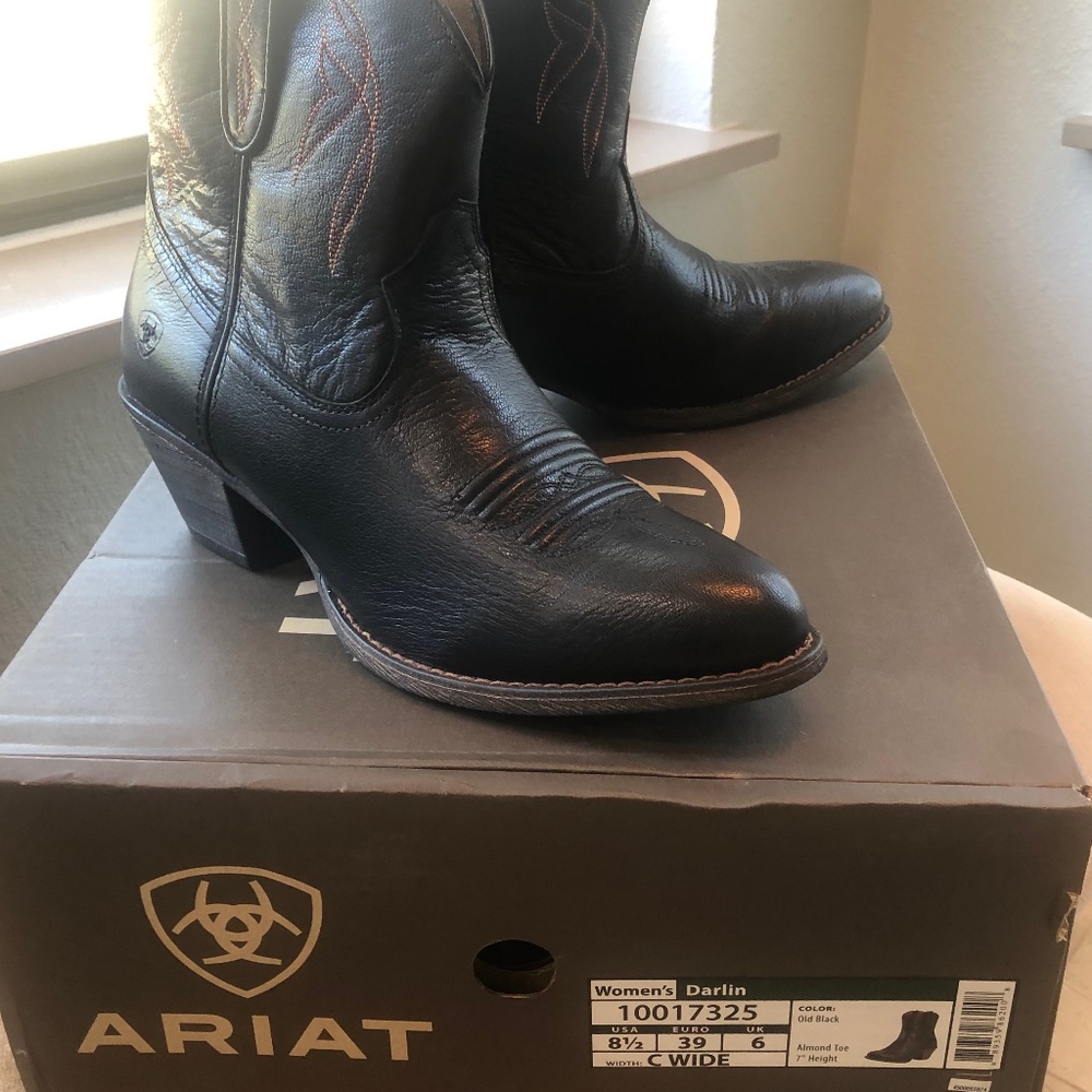 Ariat Black Darlin Booties